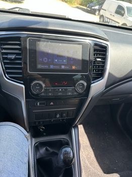 Mitsubishi L200 '22
