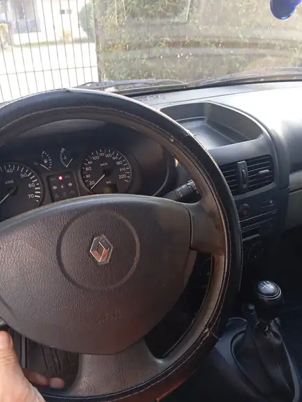 Renault Clio  '02 - Αγγελία αυτοκινήτου
