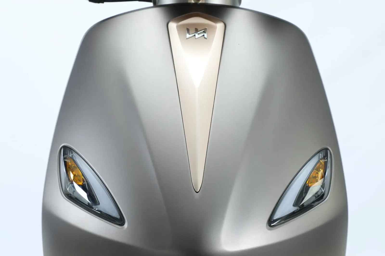 Letbe Neon 125 cbs /abs …