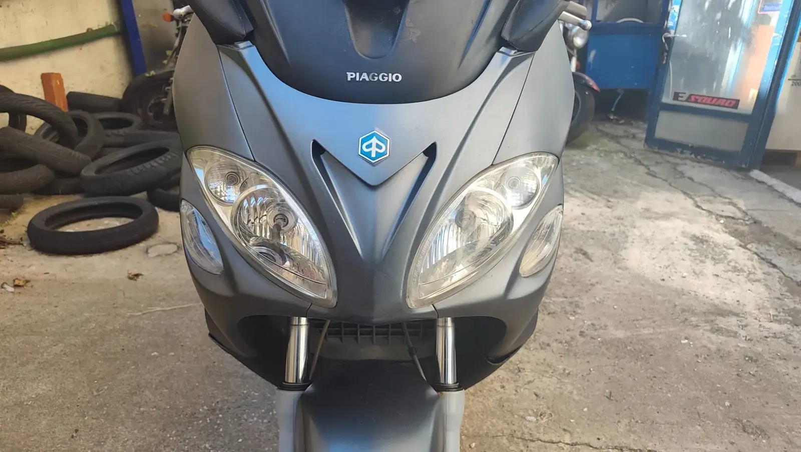 Piaggio X9 250