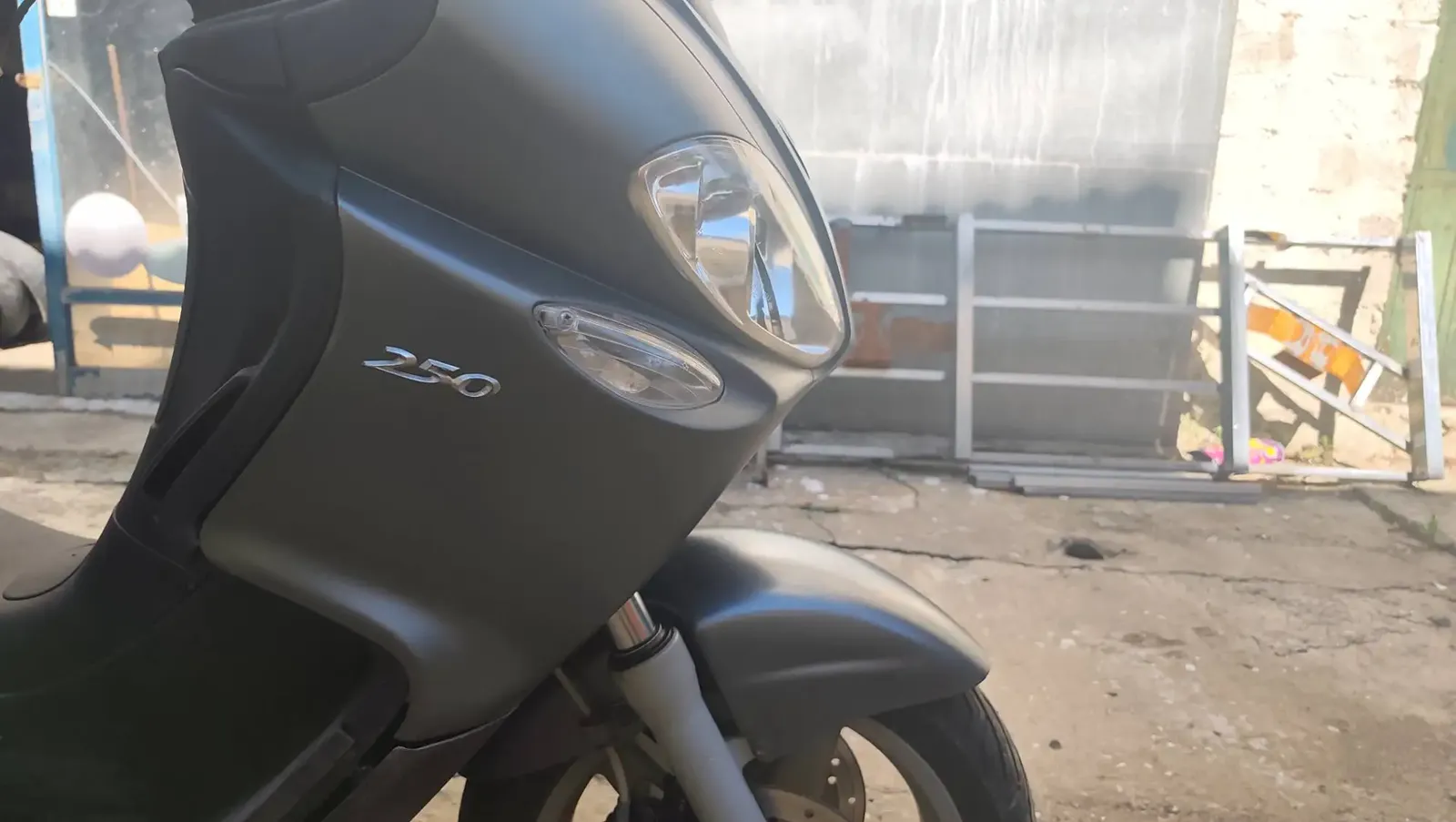 Piaggio X9 250