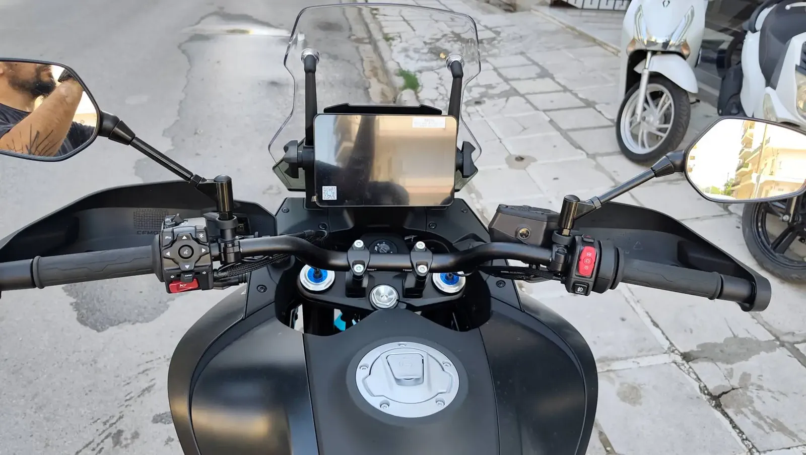 CFMoto MT 800 ES '26