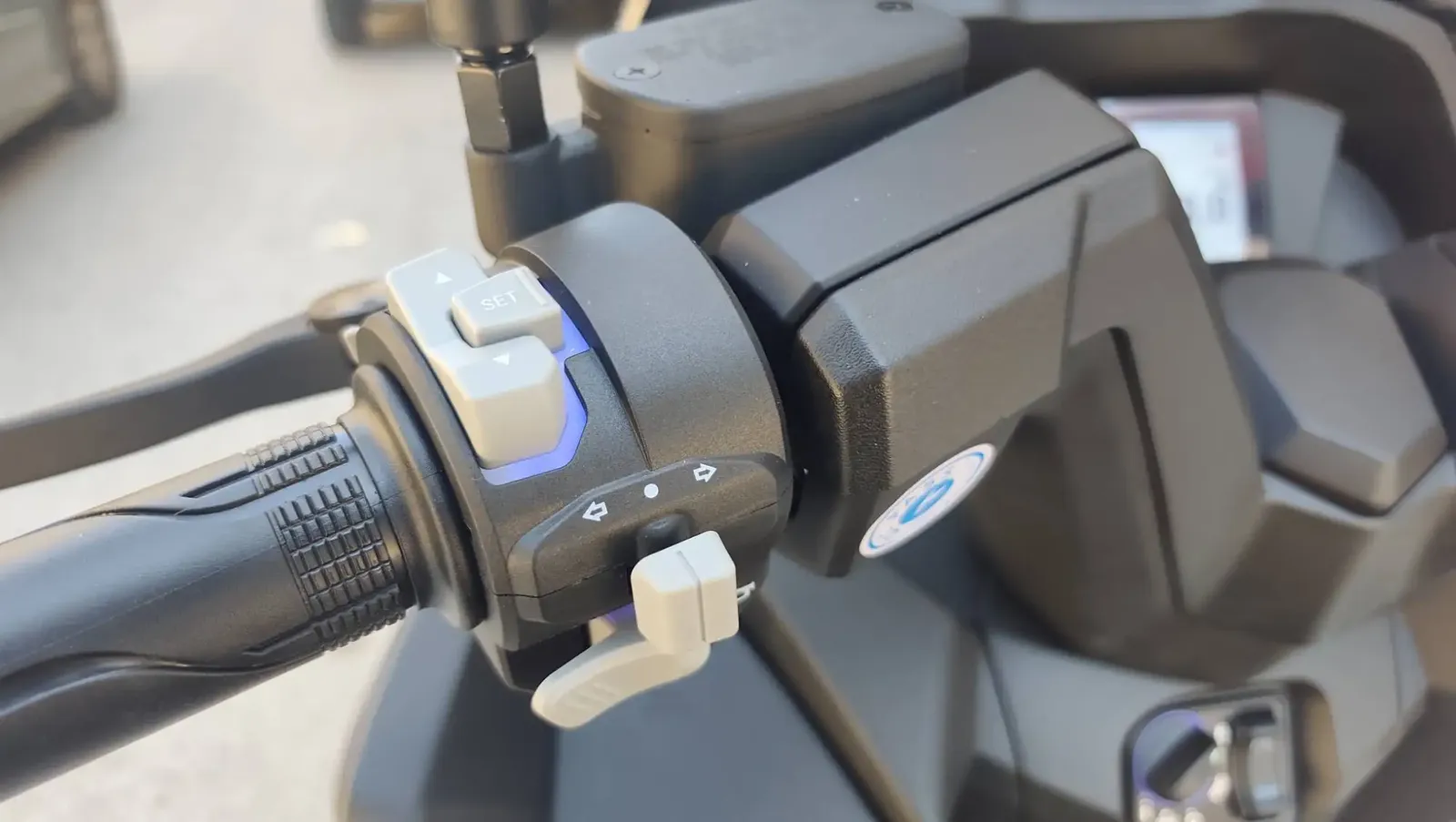 Thrust EXPLORER 300 ABS + …
