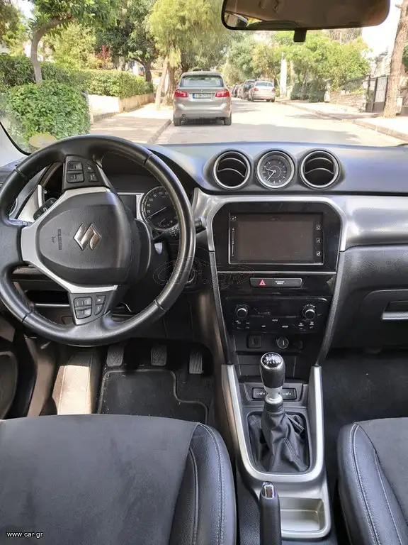Suzuki Vitara GLX '16