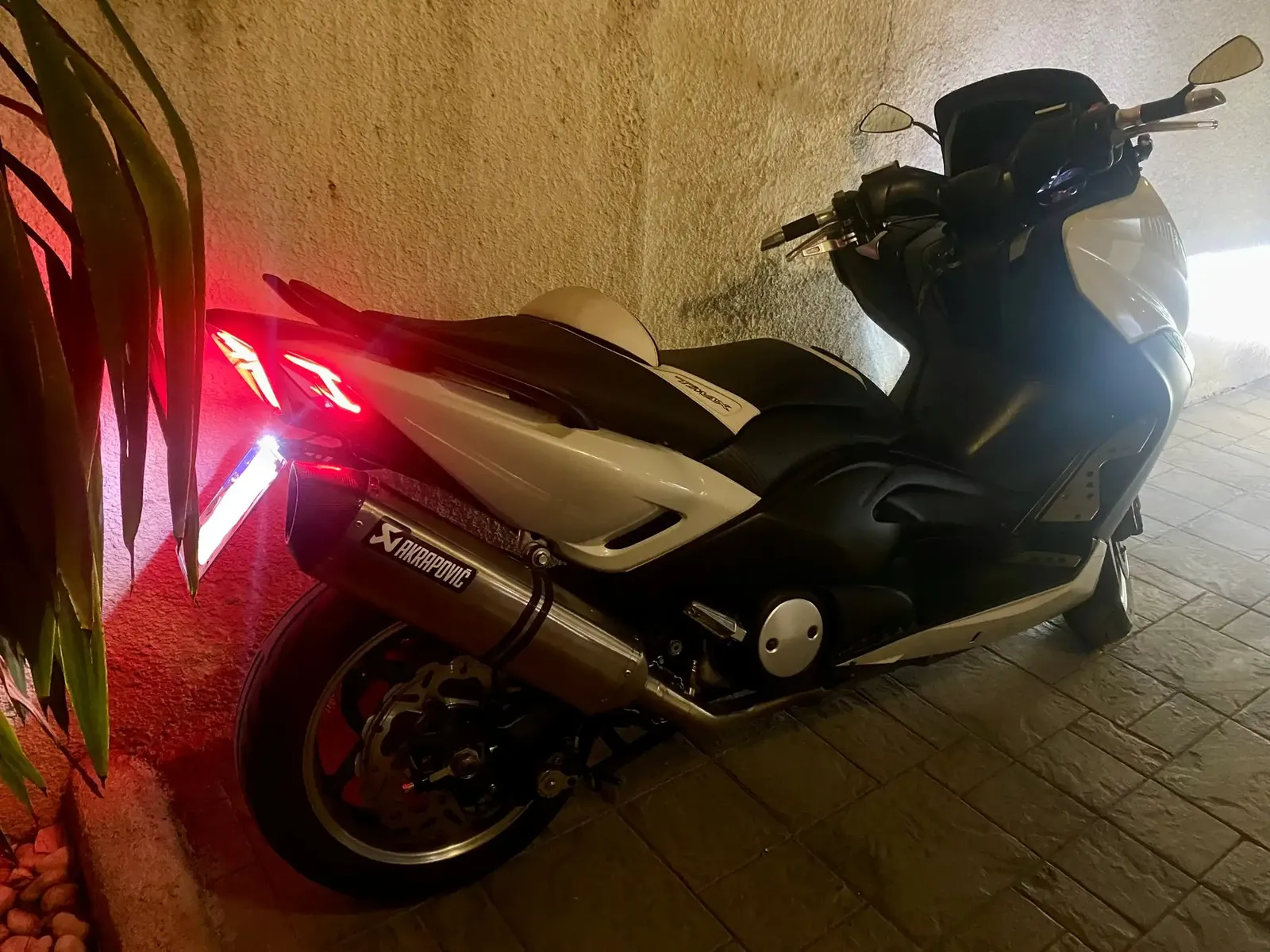 Yamaha T-Max TMax WhiteMax 10th …