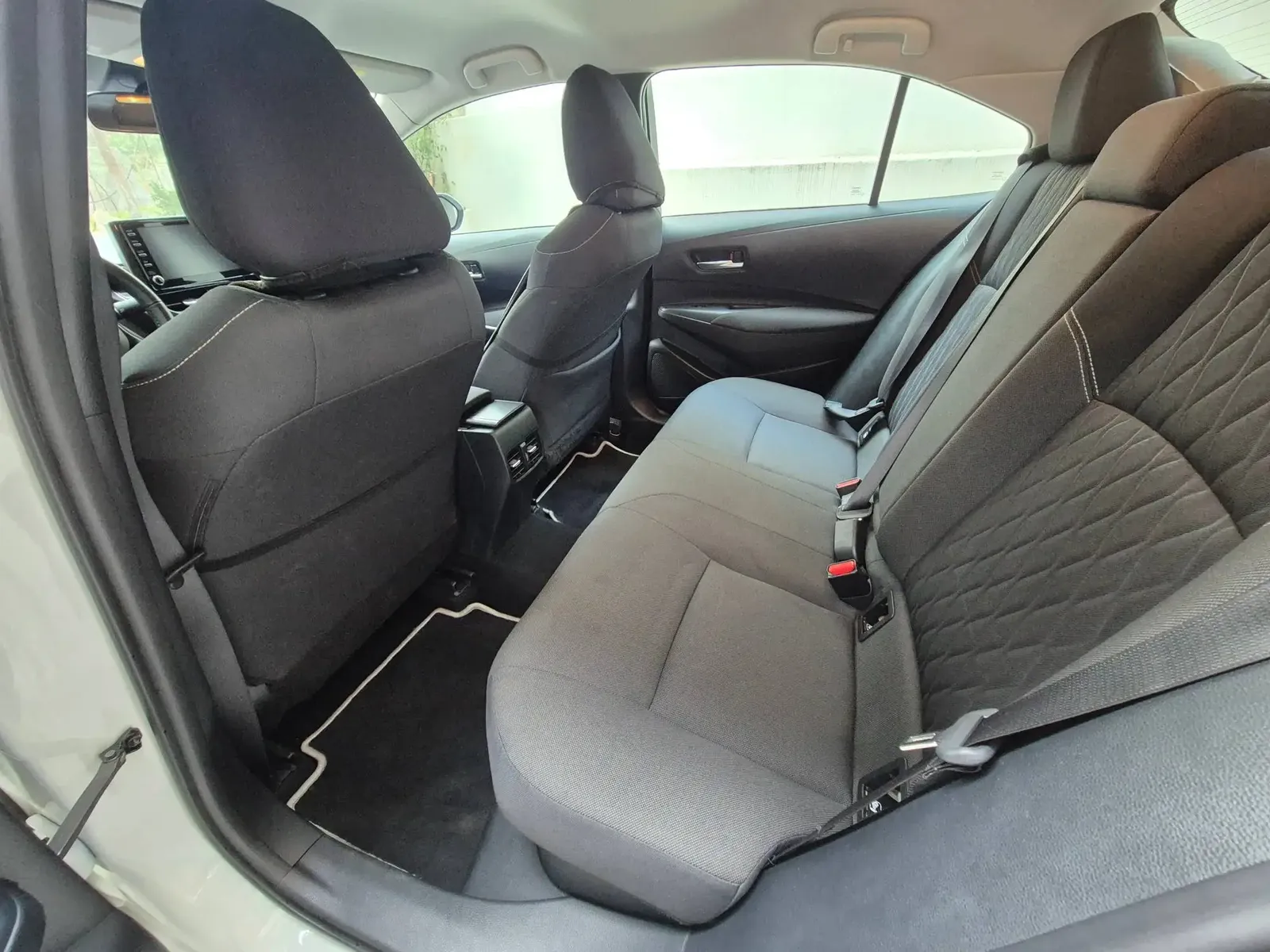 Toyota Corolla 1.8 HSD Active …