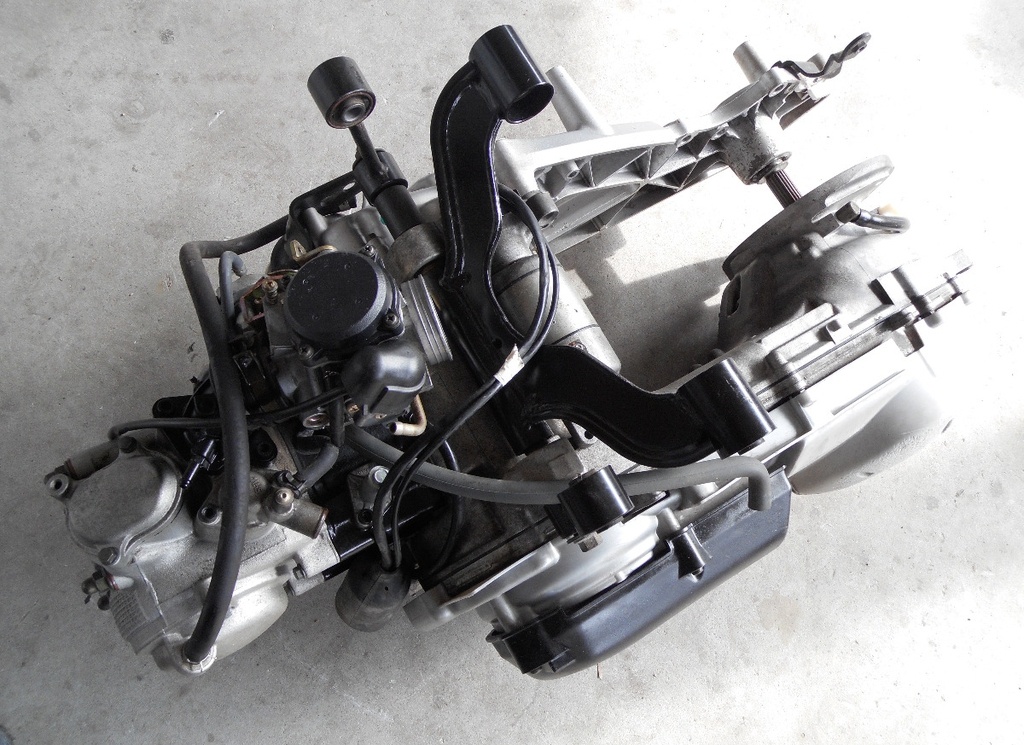 Yamaha X-ΜΑΧ 250 Κινητήρας τύπου G344E και καρμπιρατέρ σε άριστη κατάσταση!!!! 