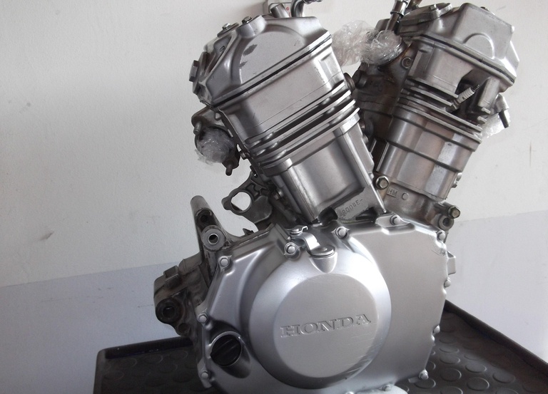 HONDA XRV750 AFRICA …