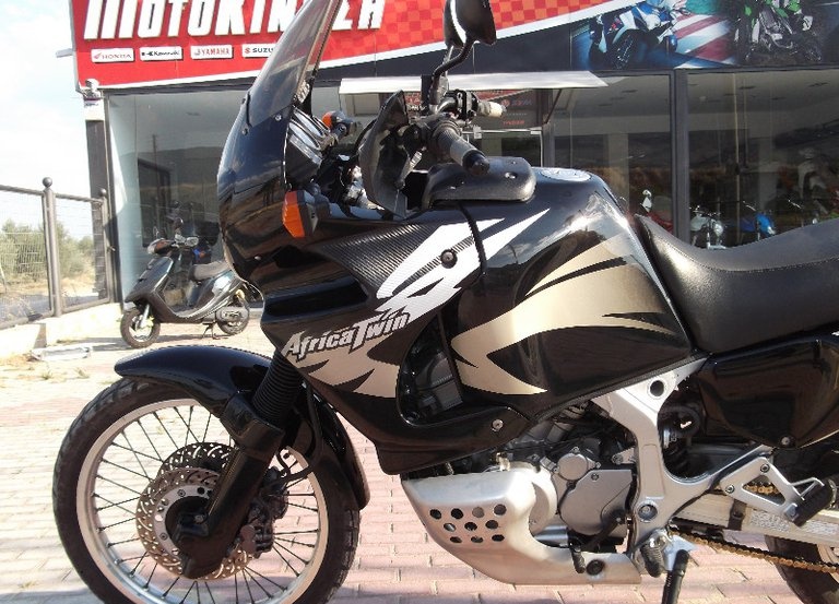 HONDA XRV750 AFRICA …