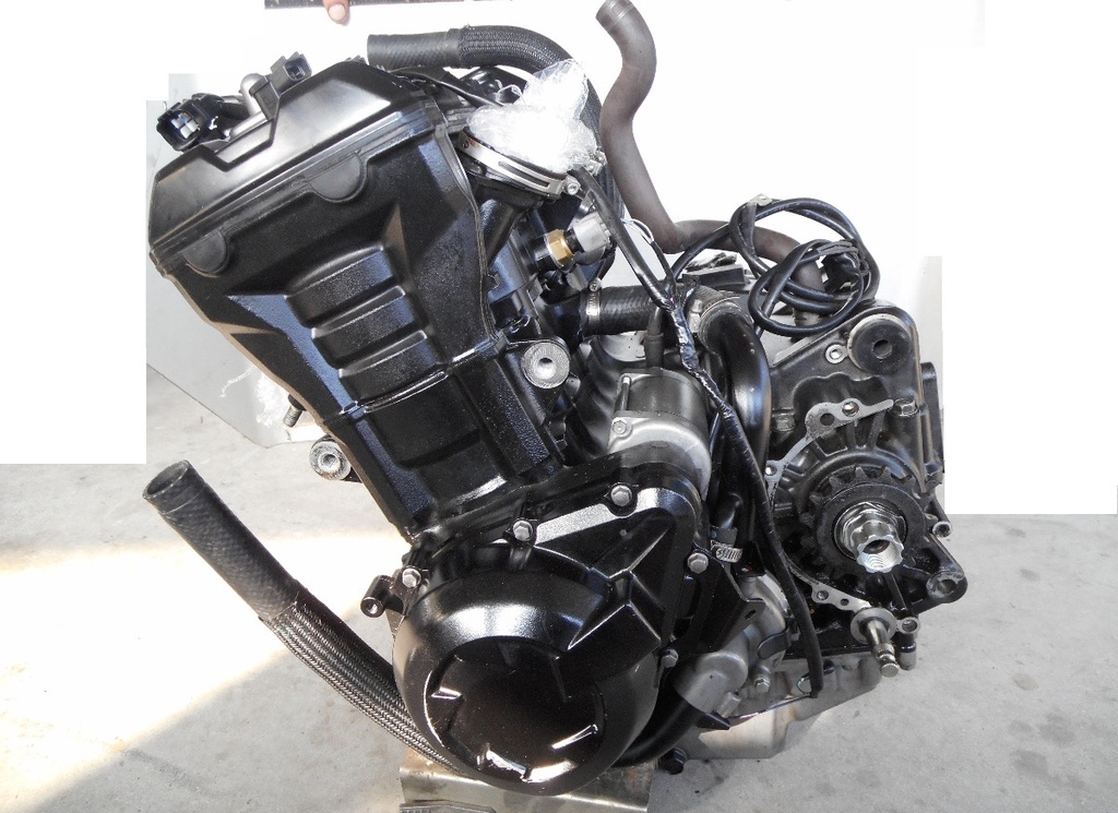 Kawasaki Z1000 2010/2014 Κινητήρας τύπου(ZRT00DE-) σε άριστη κατάσταση!!!! Σαν καινούριος!!!!!