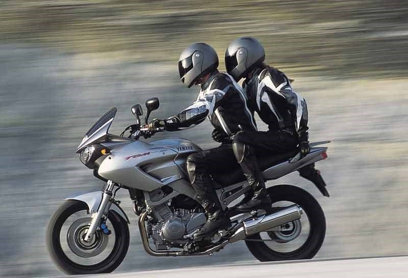 Yamaha TDM 900 2002/2010 ουρά πίσω σε άριστη κατάσταση!!!!