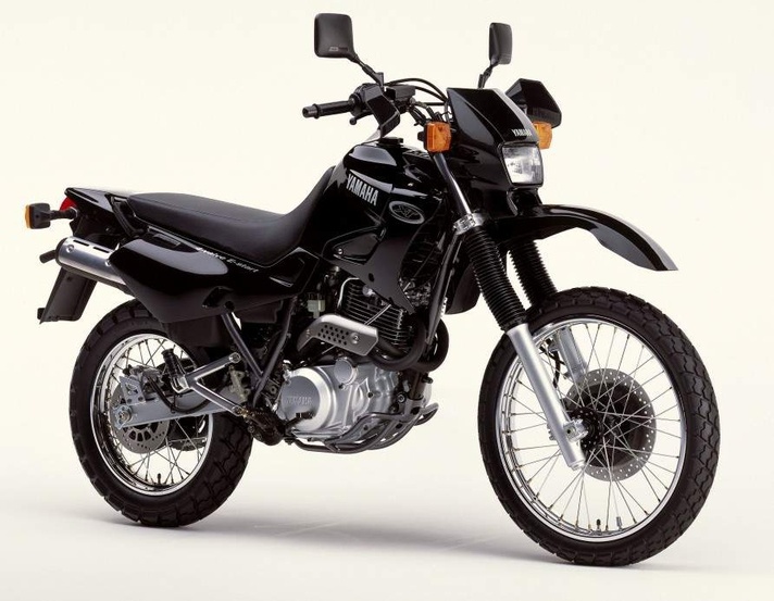 YAMAHA XT600Ε XT500Ε ΧΤ400 ΤΤ600 TTR600 ΓΝΗΣΙΕΣ ΕΙΣΑΓΩΓΕΣ ΚΑΡΜΠΥΡΑΤΕΡ (ΛΑΙΜΟΙ ΚΑΡΜΠΥΡΑΤΕΡ) 29ΕΥΡΩ ΤΟ ΤΕΜΑΧΙΟ