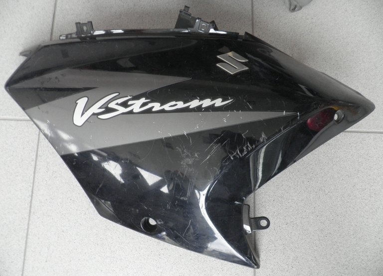 SUZUKI V STROM 650-1000 FAIRING ΚΑΙ ΠΛΑΣΤΙΚΑ ΜΕΡΗ!!!!!! 