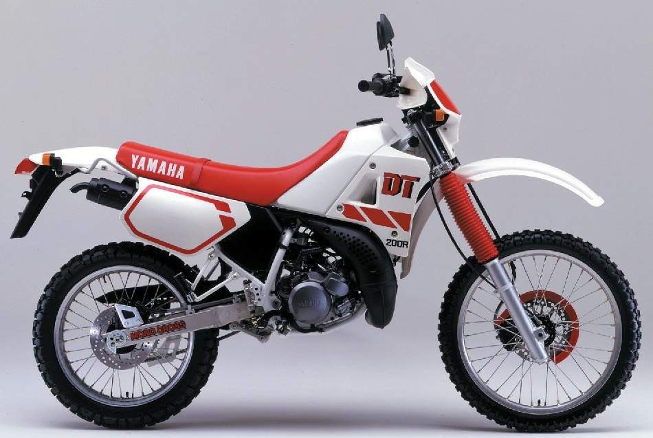 Yamaha SEROW 225- XT 250T-DT125-DT200-XT 600 Benneton  Αεραγωγοί L+R σε καλή κατάσταση!!!!