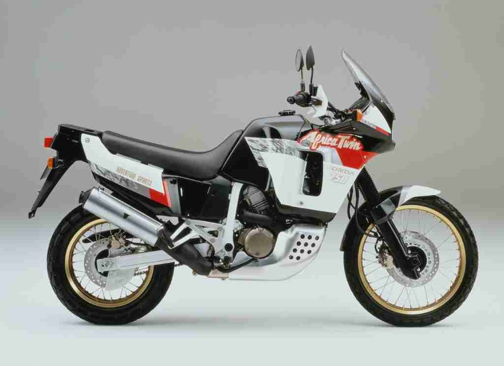 Honda  XRV 750 Africa Twin 1988/1994 τυπου RD04  Σέλα σε άριστη κατάσταση!!!!