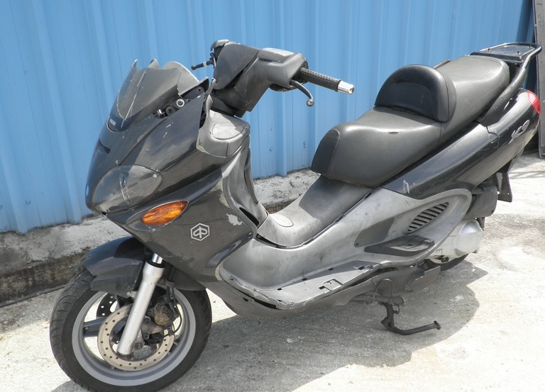 PIAGGIO X9 250 ΓΙΑ ΑΝΤΑΛΛΑΚΤΙΚΑ 