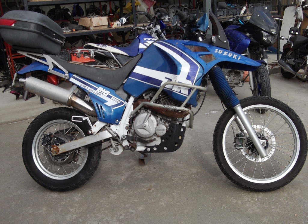 SUZUKI BIG 800 S ΓΙΑ ΑΝΤΑΛΛΑΚΤΙΚΑ!!!!!!!! 