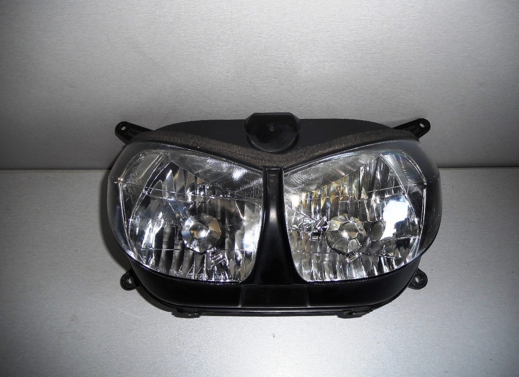 YAMAHA TDM 900-TDM 900A Φανάρι  εμπρός (Head Light) σε άριστη κατάσταση!!! Σαν καινουριο!!! 