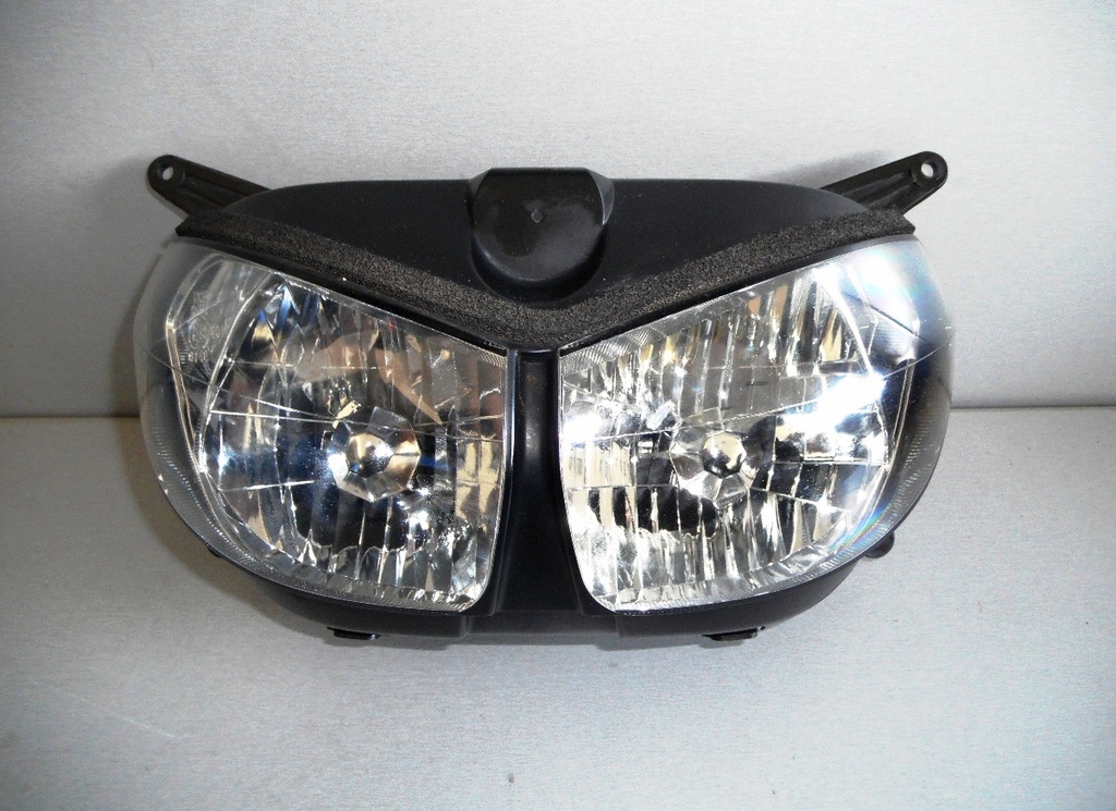 YAMAHA TDM 900-TDM 900A Φανάρι  εμπρός (Head Light) σε άριστη κατάσταση!!! Σαν καινουριο!!! 