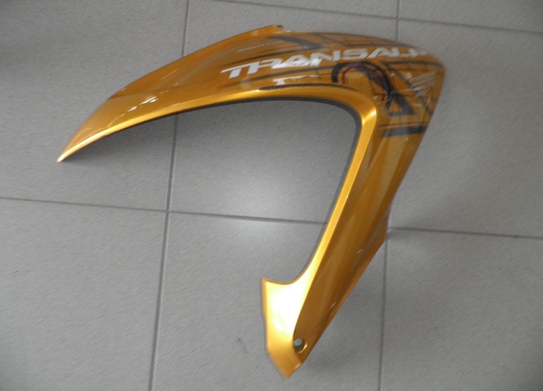 ΓΙΑ HONDA XLV 700 TRANSALP ΓΝΗΣΙΟ ΔΕΞΙ FAIRING ΣΕ ΚΑΛΗ ΚΑΤΑΣΤΑΣΗ!!!!