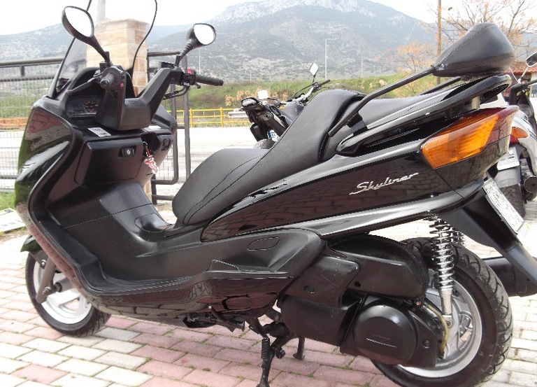 YAMAHA YP 250 MAJESTY-MBK SKYLINER 250 2001/2005 Κουβάς Σέλας σε άριστη κατάσταση!!!!