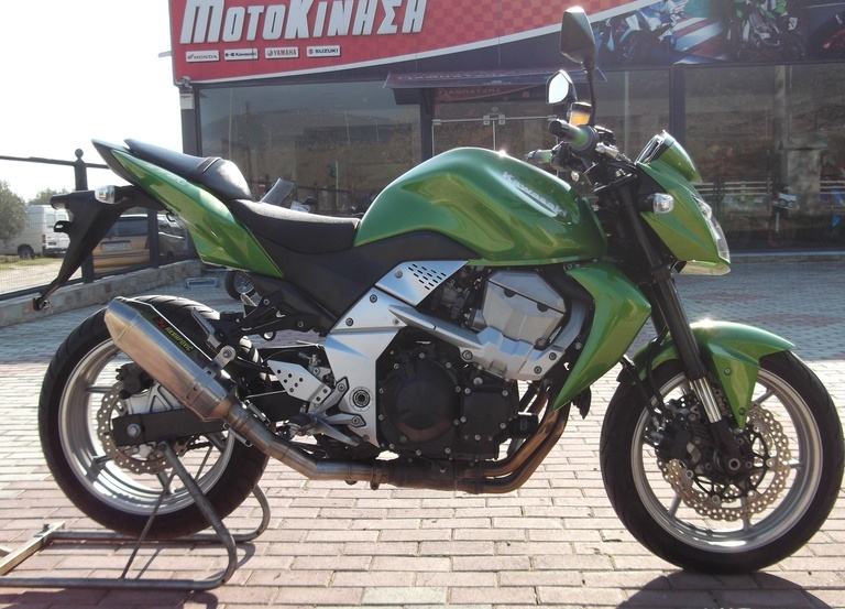 KAWASAKI Z750 2007-2013 Βάση πινακίδας (Λασπωτηρας) και φλας πίσω σαν καινούρια 