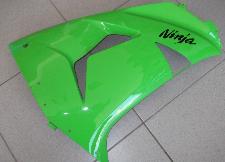 Kawasaki ZX-10R Ninja 2006-2007 OYΡA ΠΙΣΩ KAI ΔΕΞΙ FAIRING ΣΕ ΑΡΙΣΤΗ ΚΑΤΑΣΤΑΣΗ!!! 