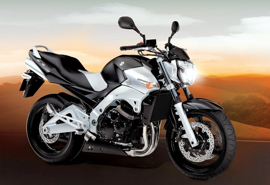 Suzuki GSR 600 2004/2012 Σέλα σε άριστη κατάσταση!!!!