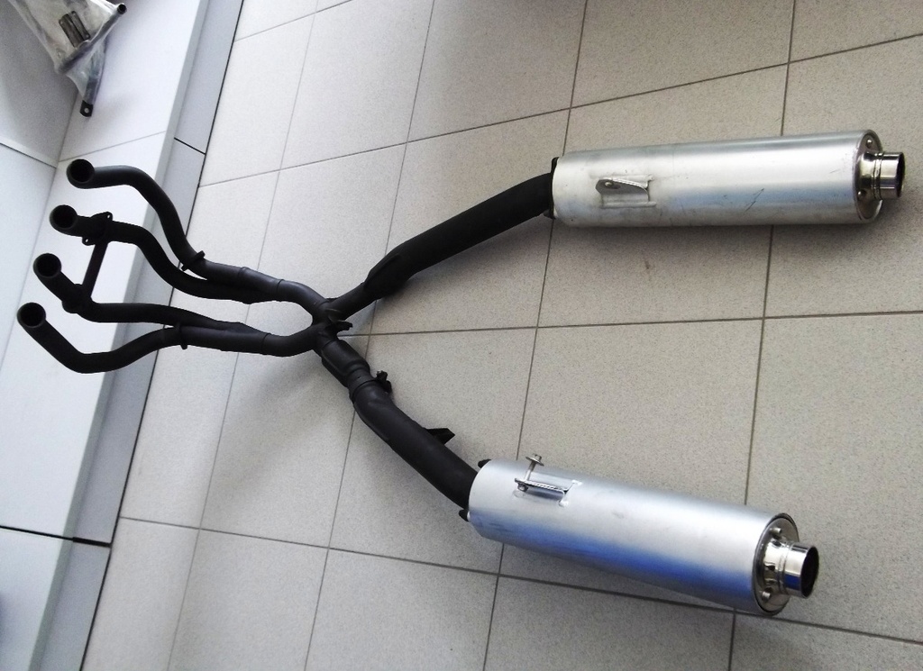 Suzuki GSXR 1300 …