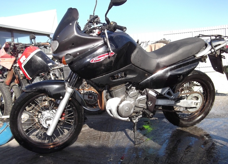 SUZUKI XF 650 Freewind ΓΙΑ ΑΝΤΑΛΛΑΚΤΙΚΑ!!!!! 