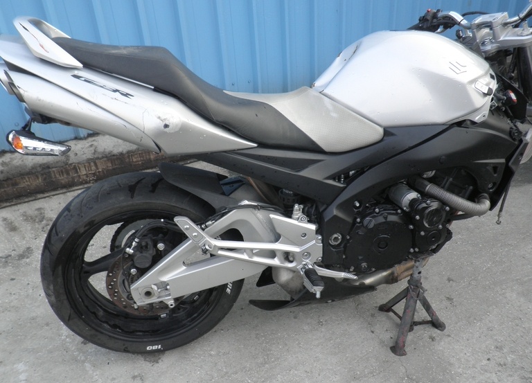 Suzuki GSR 600  2007 '07 ΓΙΑ ΑΝΤΑΛΛΑΚΤΙΚΑ!!!!!!!!!!!!!! 