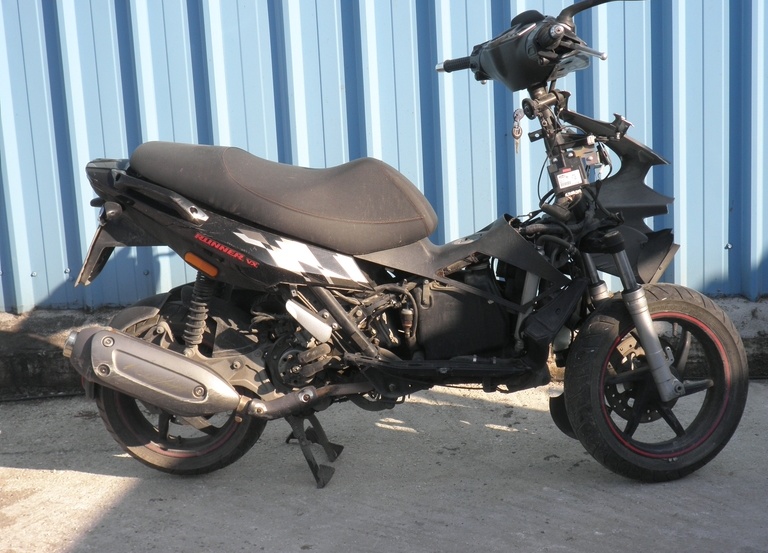 GILERA RUNNER -125 4T VX ΓΙΑ ΑΝΤΑΛΛΑΚΤΙΚΑ!!!1 