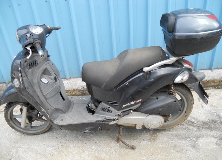 KYMCO PEOPLE 250 ΓΙΑ ΑΝΤΑΛΛΑΚΤΙΚΑ 