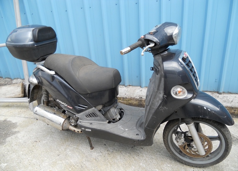 KYMCO PEOPLE 250 ΓΙΑ ΑΝΤΑΛΛΑΚΤΙΚΑ 