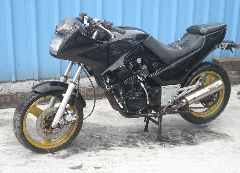 KAWASAKI GPX 250 GIA AΝΤΑΛΛΑΚΤΙΚΑ 