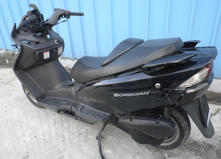 SUZUKI AN 150 BURGMAN ΓΙΑ ΑΝΤΑΛΛΑΚΤΙΚΑ 