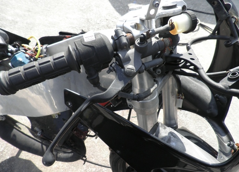 APRILIA RS125 ΓΙΑ ΑΝΤΑΛΑΚΤΙΚΑ........................ 