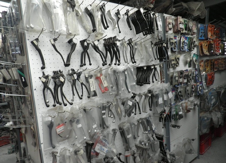 ΜΑΝΕΤΕΣ ΓΙΑ ΟΛΕΣ …